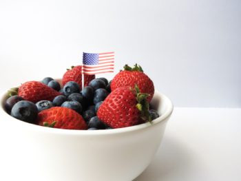 Try these 5 patriotic–and healthy!–hacks this July 4th.